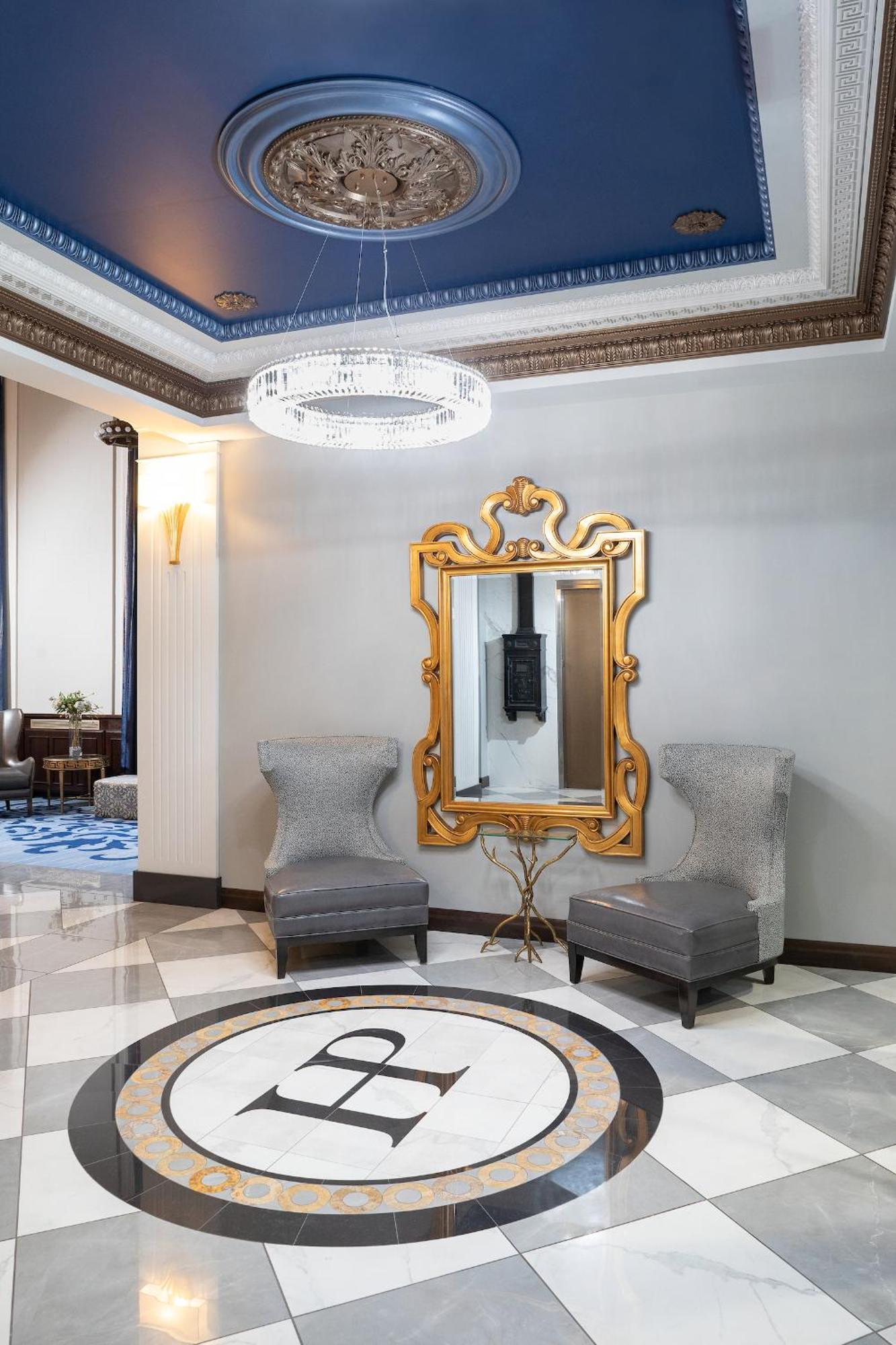 Hotel On Phillips Су-Фолс Экстерьер фото